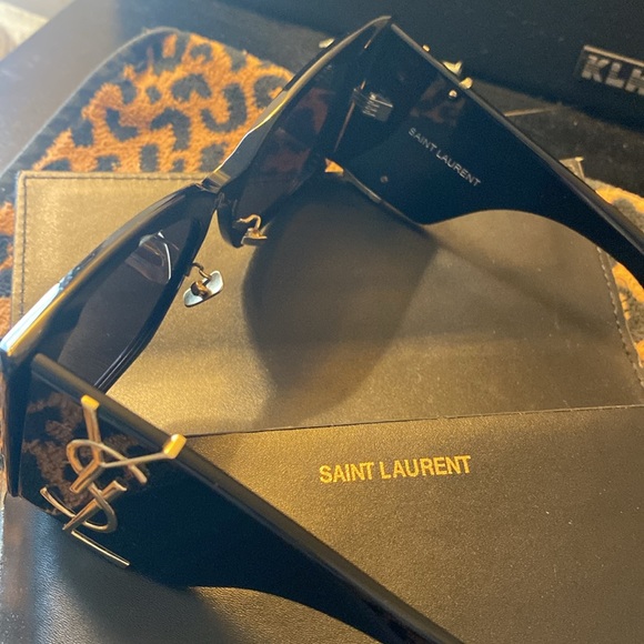 Saint Laurent SLM119F BLAZE 001 Black Oversized Cat Eye Women Sunglasses - Picture 8 of 17